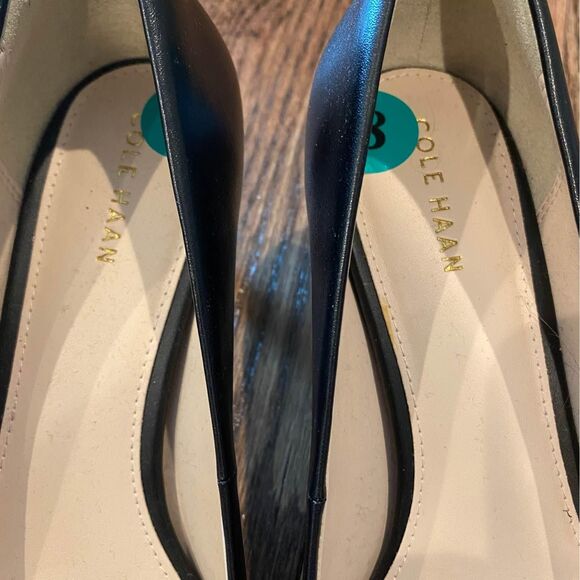 Cole Haan Black Leather Kitten Heel Pumps 8 Pointed Toe Interview Outfit Women - Picture 2 of 5